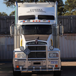 Closed-up of a heavy combination vehicle, and which is part of the HC licence.