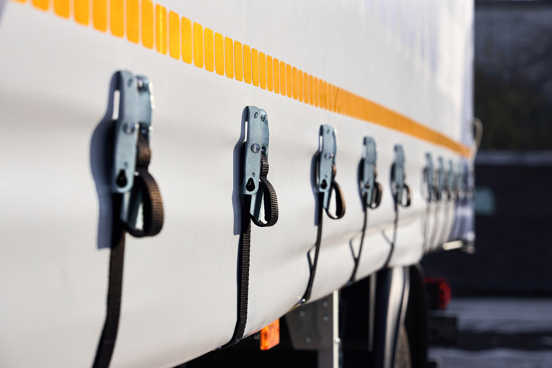 TLIA1001 - Secure Cargo / Load and Unload
